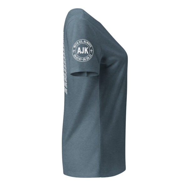 Changes Women’s relaxed v-neck t-shirt (Heather Slate)